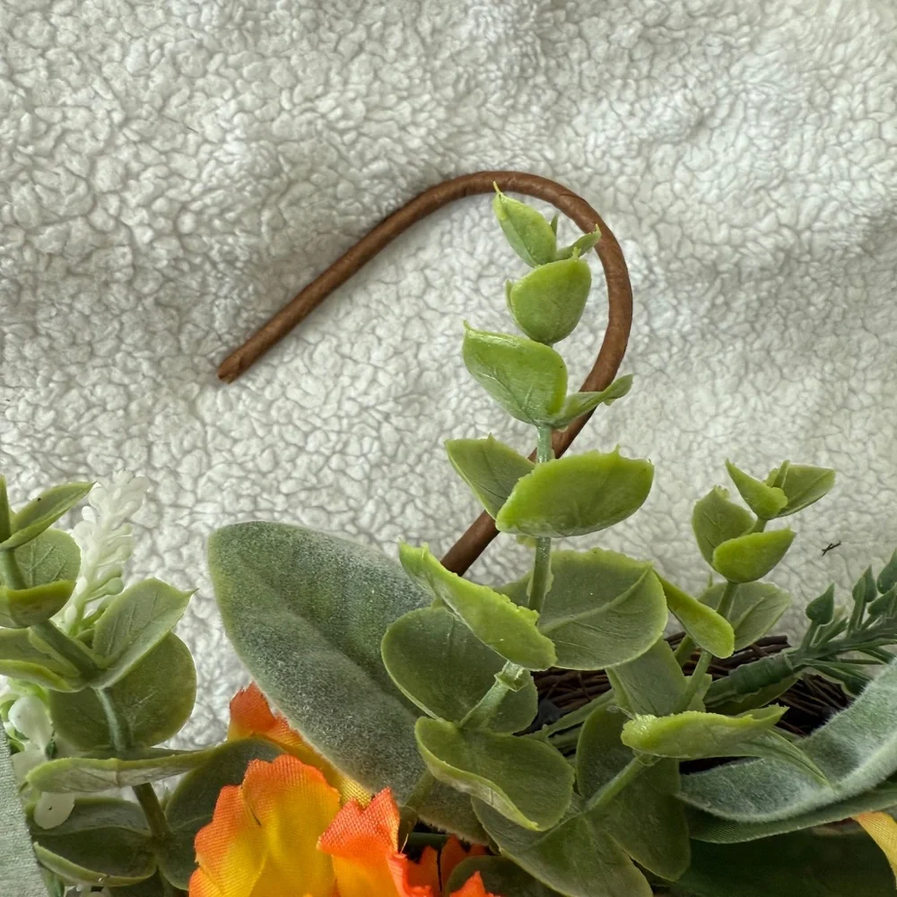 NWT - Easter Mini Wreath